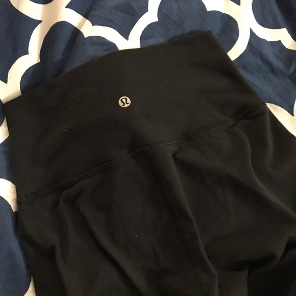 SOLD‼️Lululemon High rise wunder under 7/8 - Picture 1 of 6